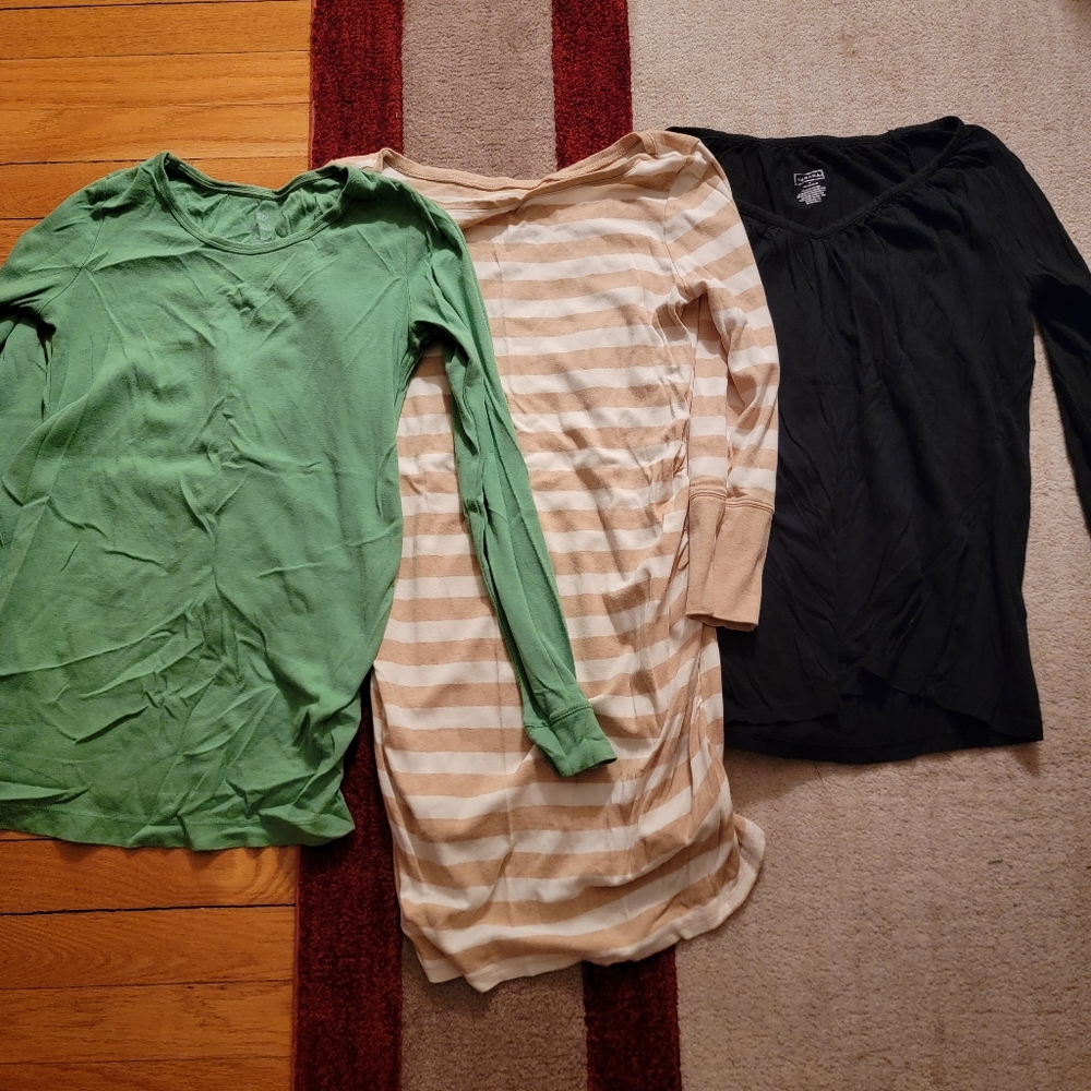 Bundle Maternity long sleeve shirts